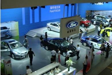 長(zhǎng)安福特精彩亮相2011重慶國(guó)際車展，全系車型演繹非凡